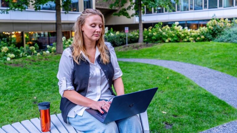 Hipnoza na rzucenie palenia: proces krok po kroku (bez obiecywania cudów)